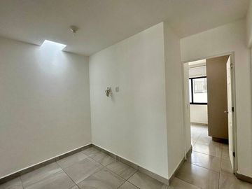 RENTA DEPARTAMENTO 2 RECAMARAS PRIVADA SEGURIDAD ZAKIA CERCA AEROPUERTO ZIBATA