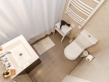 Alquiler residencial 3 amb. amoblado en Cañitas