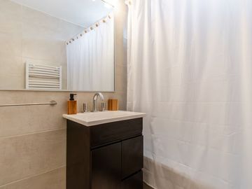 Alquiler residencial 3 amb. amoblado en Cañitas