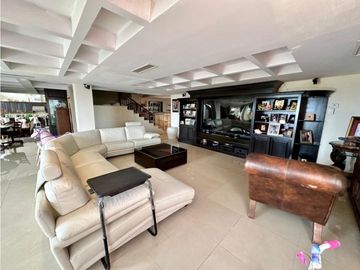 Venta de casa en Altos de Santa María