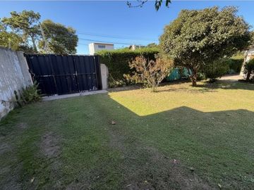 VENTA CASA GESELL ZONA GOLF GAS NATURAL 3 DORM