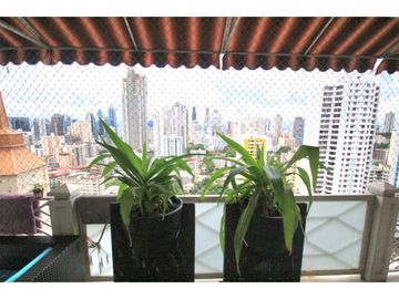 Alquiler de Apartamento en PH Terranova, En El Cangrejo