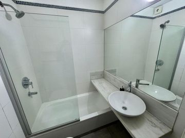 Alq 2 ambientes, Balcón. Palermo. Divino