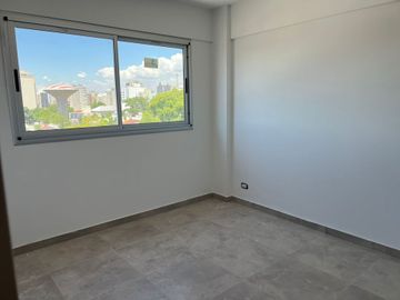 Depto a estrenar 2 Ambientes con balcón en Caseros