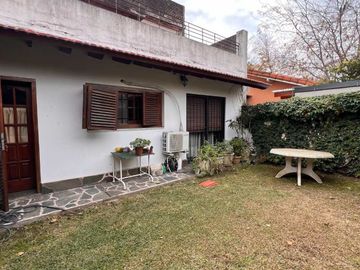 CASA 5 AMBIENTES EN VENTA ADROGUE