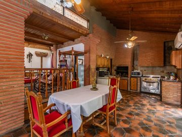 VENTA CASA 3 AMB CON PATIO BALCON COCH SAN MARTIN