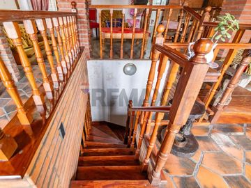 VENTA CASA 3 AMB CON PATIO BALCON COCH SAN MARTIN