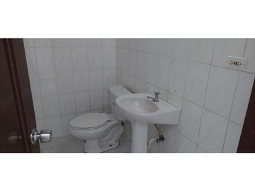 LOCAL COMERCIAL DE 135M2 - LISTO PARA OCUPAR