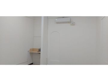 LOCAL COMERCIAL DE 135M2 - LISTO PARA OCUPAR