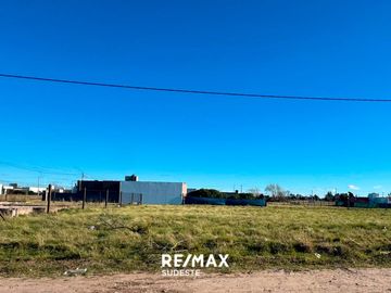 LOTE EN BARRIO LAS CAÑITAS II
