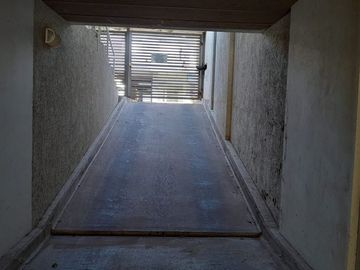VENTA COCHERA GUEMES 1277