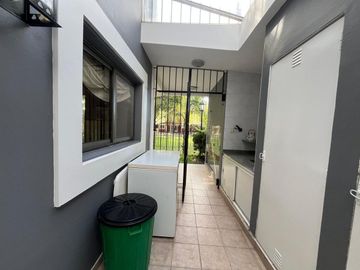 VENTA CASA 5 AMBIENTES - COMPLEJO TIEMPO LIBRE