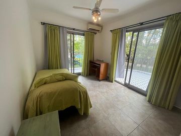 VENTA CASA 5 AMBIENTES - COMPLEJO TIEMPO LIBRE