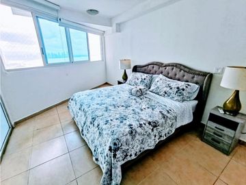 Apartamento en Venta en Oasis on the Bay