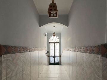 VENTA PH 6AMB MUY LUMINOSO BALCÓN TERRAZA QUINCHO