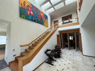 MAGNIFICA RESIDENCIA EN PUERTA DE HIERRO