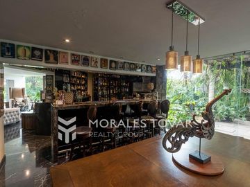RESIDENCIA EN VENTA EN LOMAS DEL VALLE ZAPOPAN