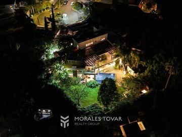 RESIDENCIA EN VENTA EN LOMAS DEL VALLE ZAPOPAN