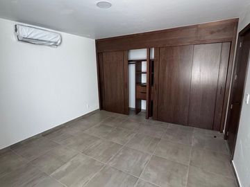 CASA EN VENTA COL. LOMAS ALTAS ZAPOPAN