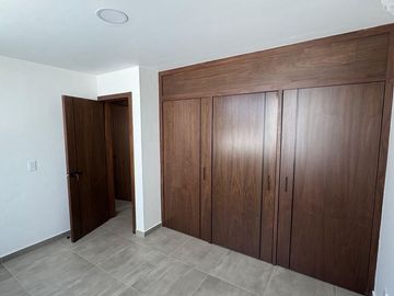 CASA EN VENTA COL. LOMAS ALTAS ZAPOPAN