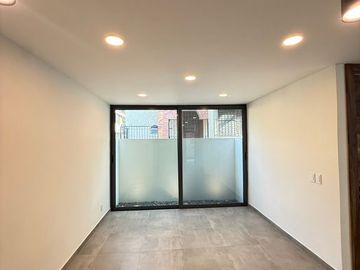 CASA EN VENTA COL. LOMAS ALTAS ZAPOPAN