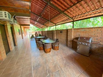 HOTEL EN VENTA EN LA PEÑITA DE JALTEMBA NAYARIT
