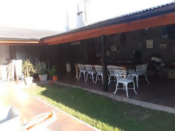 Venta de Casa 5 Amb.  S/Lote 10x20  en Tablada - Muy Buen Estado con fondo libre con Quincho