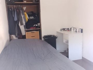 Venta de Casa 5 Amb.  S/Lote 10x20  en Tablada - Muy Buen Estado con fondo libre con Quincho