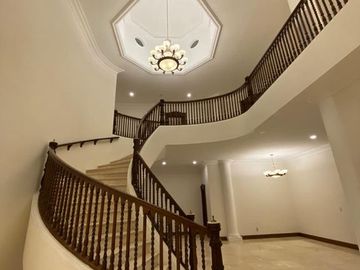 CASA EN VENTA EN PUERTA DE HIERRO