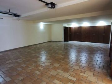 ESPECTACULAR CASA EN PUERTA DE HIERRO EN COTO