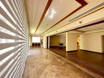 ESPECTACULAR CASA EN PUERTA DE HIERRO EN COTO