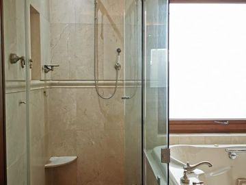 ESPECTACULAR CASA EN PUERTA DE HIERRO EN COTO