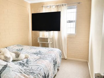 Venta de casa en Condominio en La Cruz, 3 dormitorios, 2 baños, 5 estacionamientos.