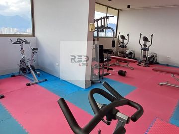 Se vende lindo departamento en Parque de Los Reyes