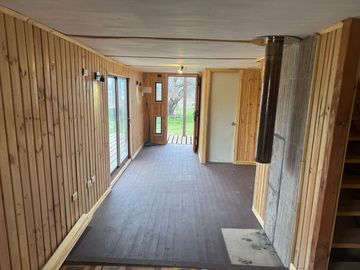 EXCLUSIVA OFERTA POR TIEMPO LIMITADO!! PARCELA DE 6.400 M2  CON CABAÑA