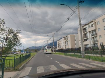 INTERSECCIÓN CAMINO DEL CERRO, AVENIDA TRONCAL LAS TORRES.