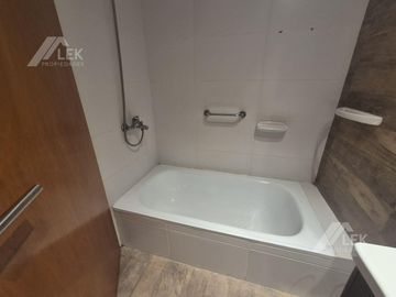 DEPARTAMENTO DIVISIBLE CON PATIO ALQUILER , VILLA CRESPO , PISCINA