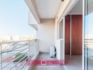 Alquiler monoambiente 39m² nuevo con balcón al contrafrente con AA muy luminoso en Flores Norte