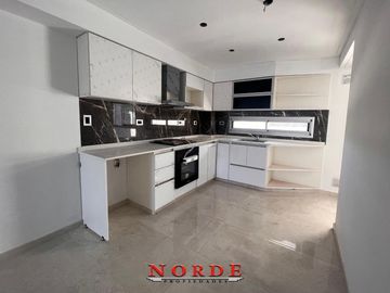 VENTA • LINIERS • MONOAMBIENTE • A ESTRENAR • BALCON • CATEGORIA