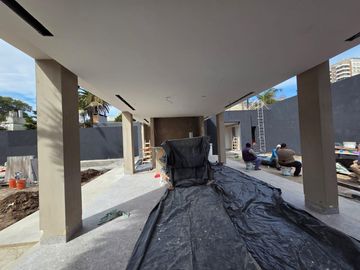 Casa en venta en Vicente Lopez Residencial, sobre lote de 1000 M2, a estrenar.