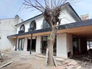 Casa en venta en Vicente Lopez Residencial, sobre lote de 1000 M2, a estrenar.