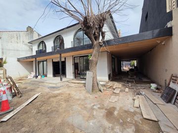 Casa en venta en Vicente Lopez Residencial, sobre lote de 1000 M2, a estrenar.