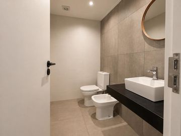VENTA: Departamento monoambiente con balcón en Centro,  Rosario.