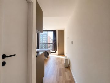 VENTA: Departamento monoambiente con balcón en Centro,  Rosario.