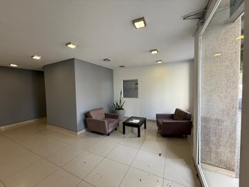Departamento monoambiente con cochera en el Centro de Rosario