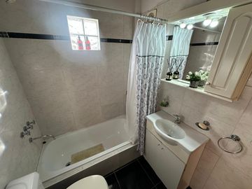DEPARTAMENTO DOS AMBIENTES-ALMAGRO-ALQUILER TEMPORAL