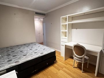 Alquiler 3 ambientes amoblado en Chateau Puerto Madero