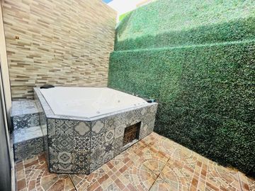 Casa con jacuzzi en Alta California