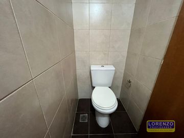 Excelente semipiso de 2 ambientes.