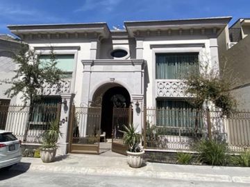 Casa en Venta Cumbres Elite Premier Vesubio